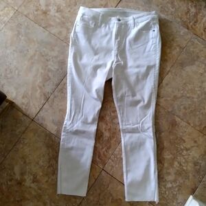 Old Navy Extra High-Rise Rockstar Super Skinny jeans, size 16